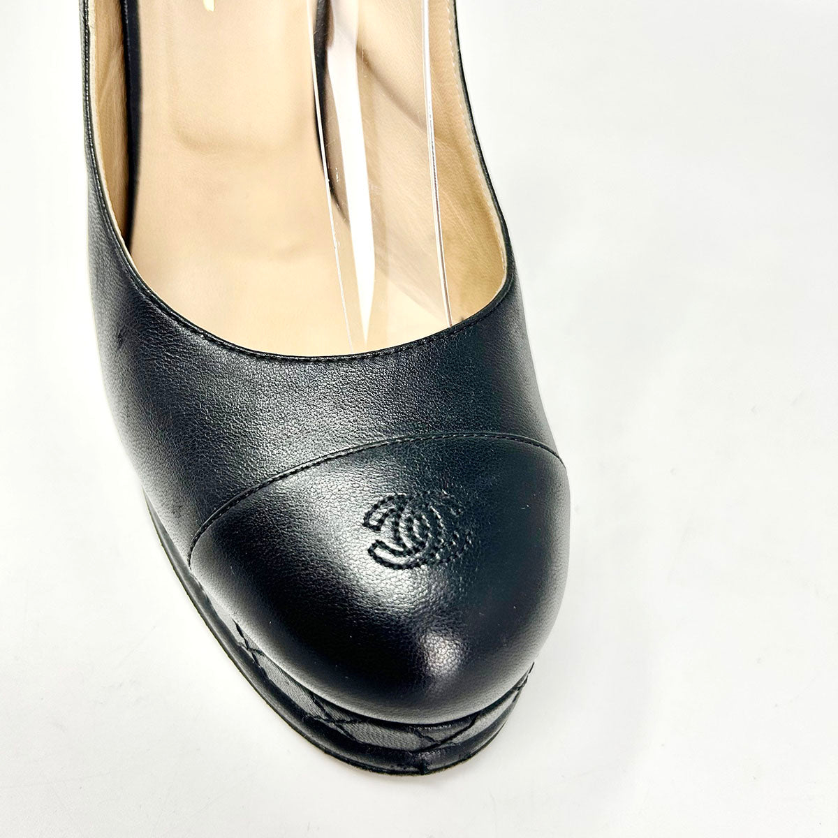 Chanel Pumps