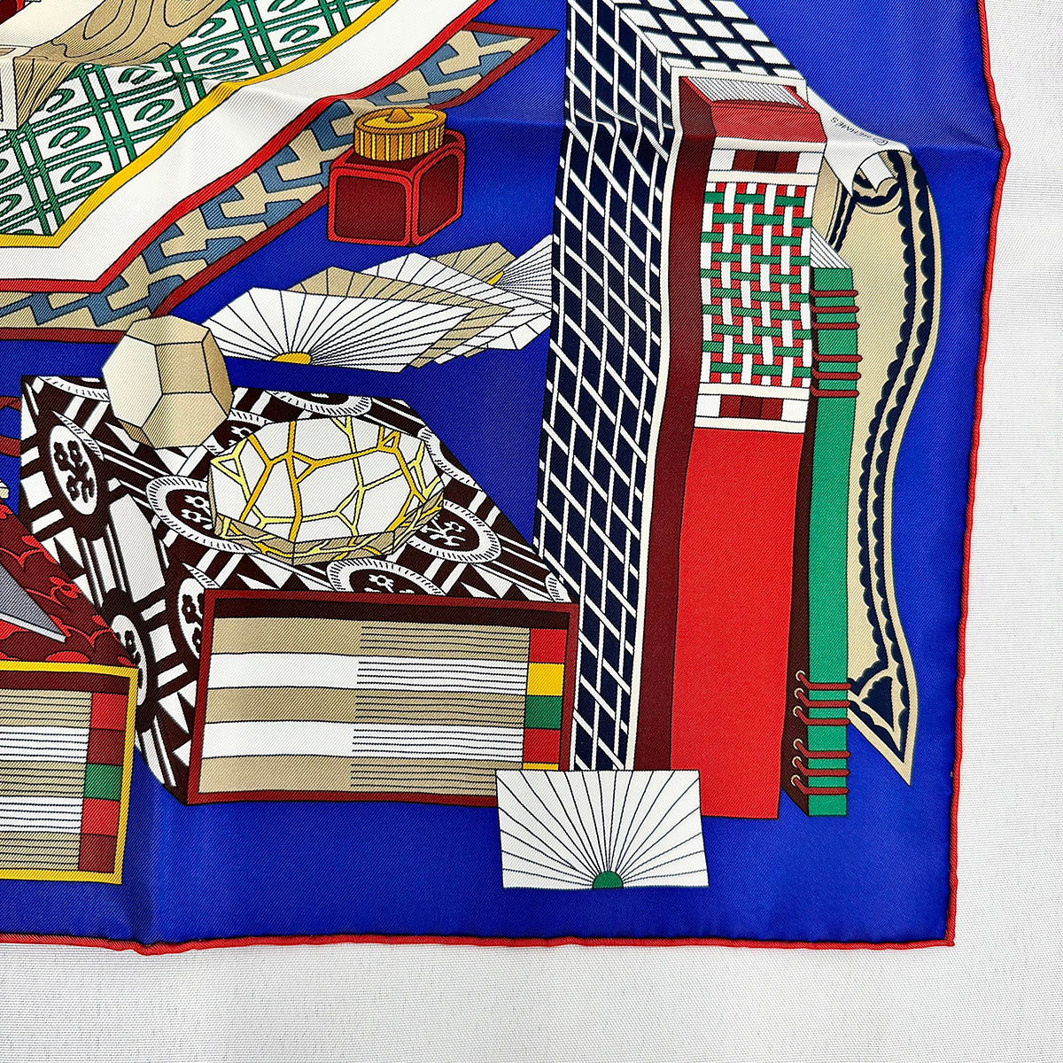 Hermes "Les Tresors D'un Artiste" Scarf