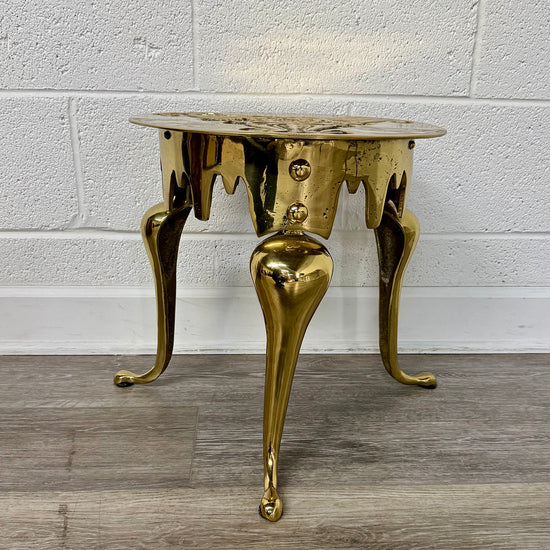 Round Kettle Stand/Fireplace Footman