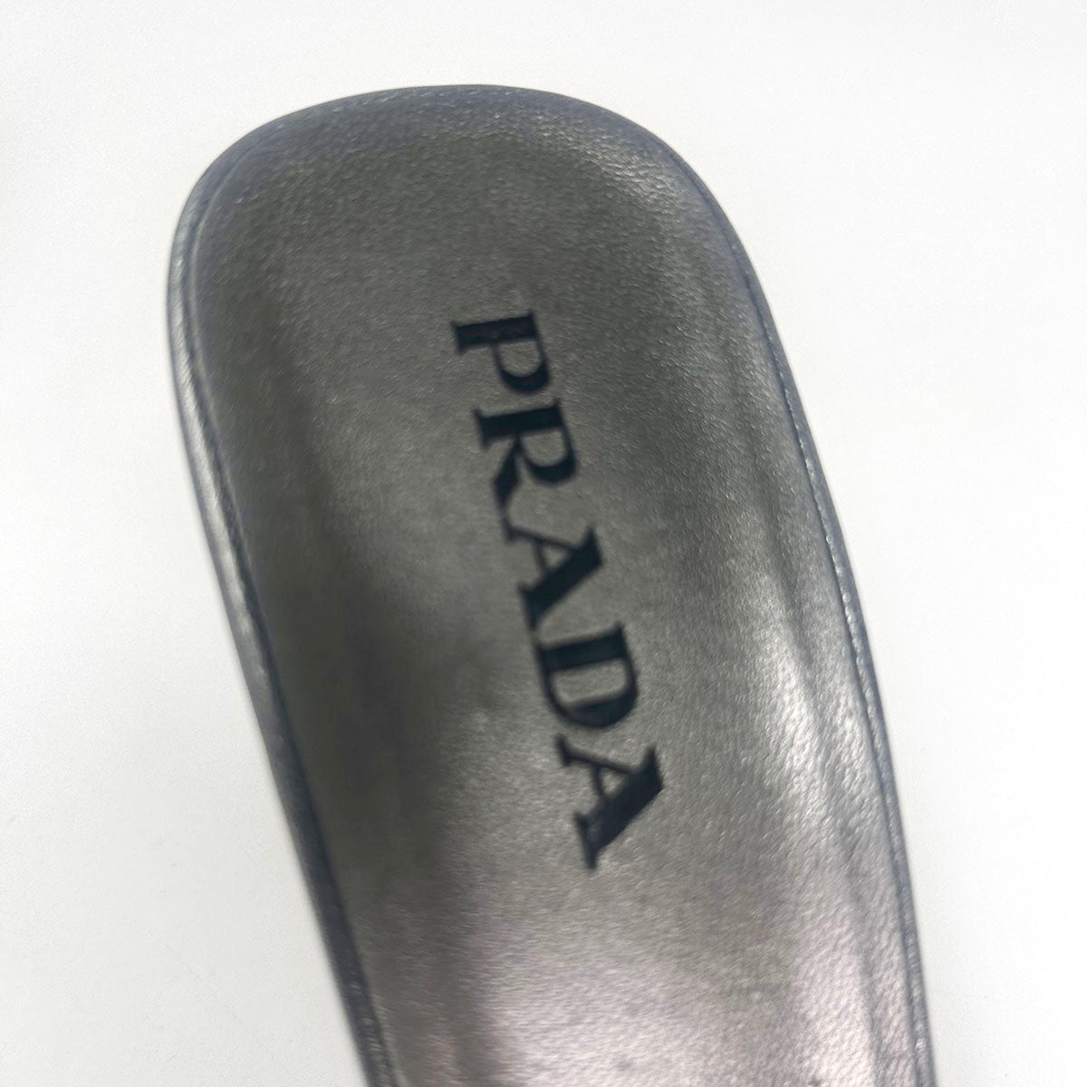 Prada Pumps