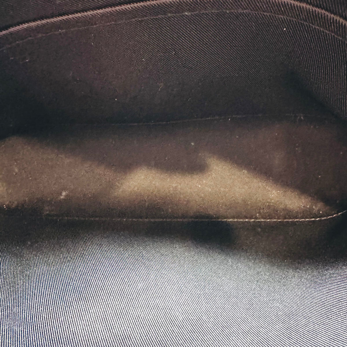 Louis Vuitton Messenger Bag