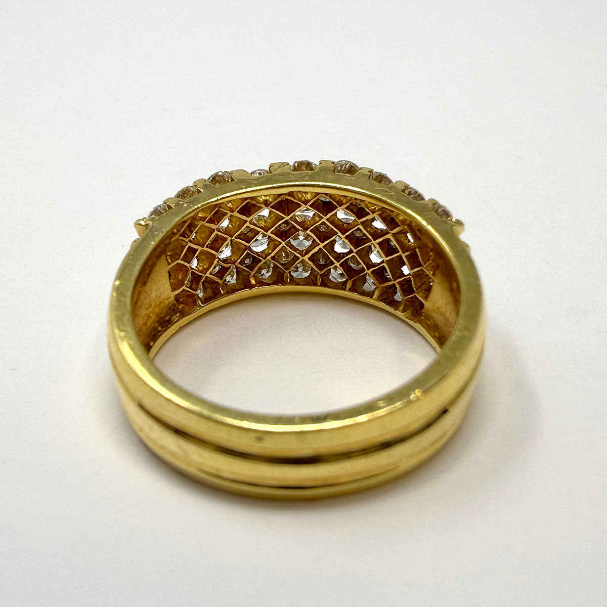 Harko 18K Gold and Diamond Band