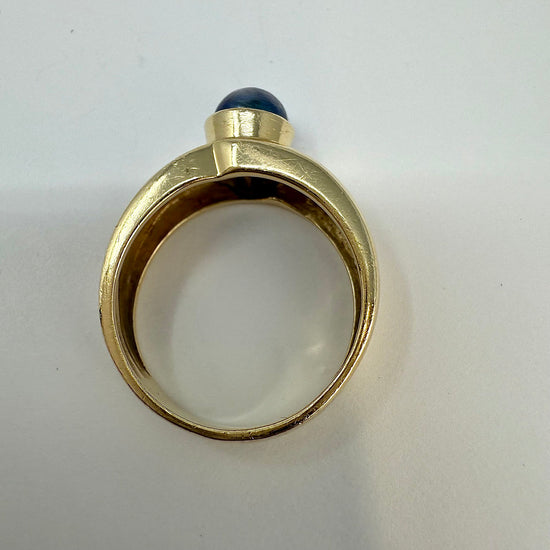 14K Gold Ring with Grey Pearl and 4 Diamonds