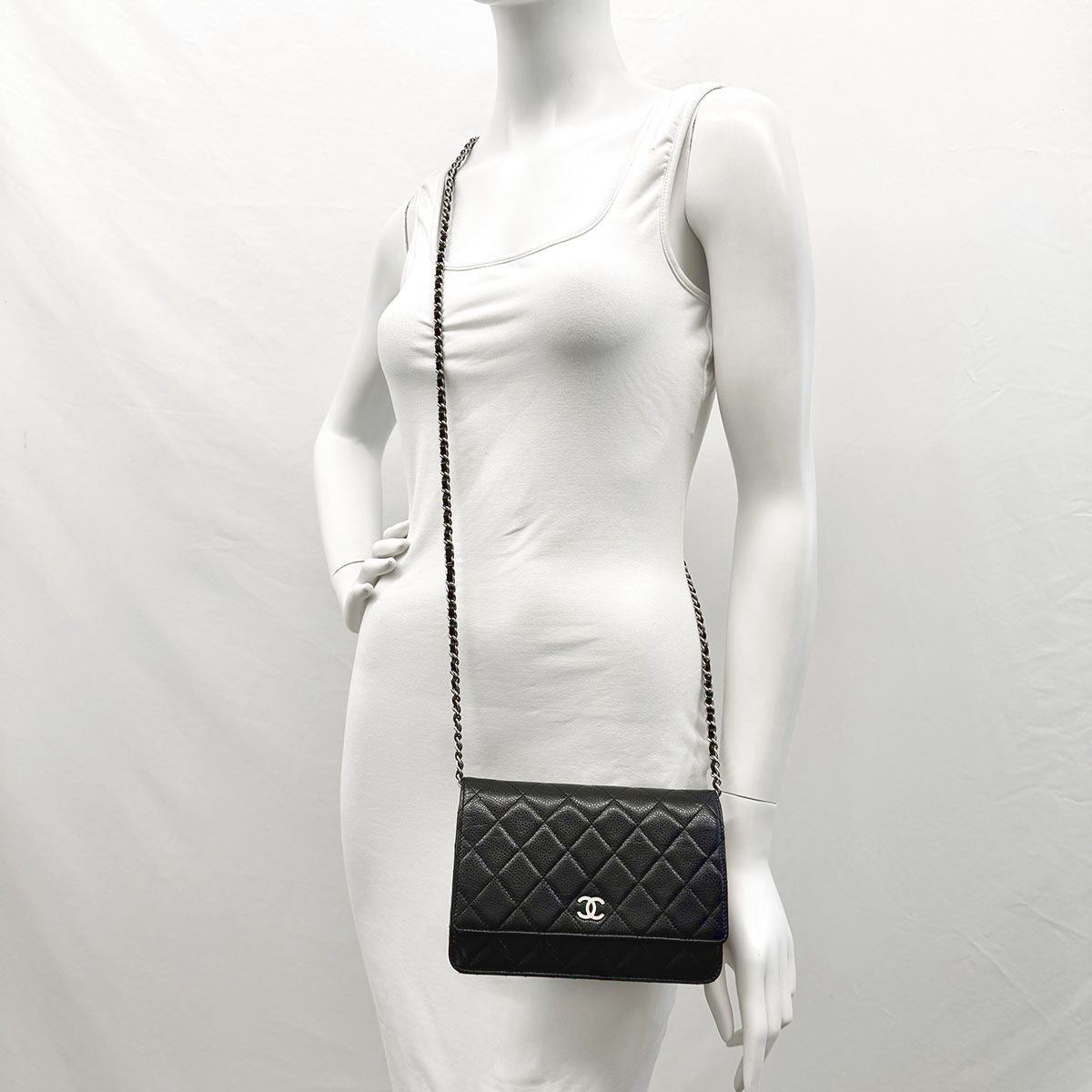 Chanel Wallet on Chain