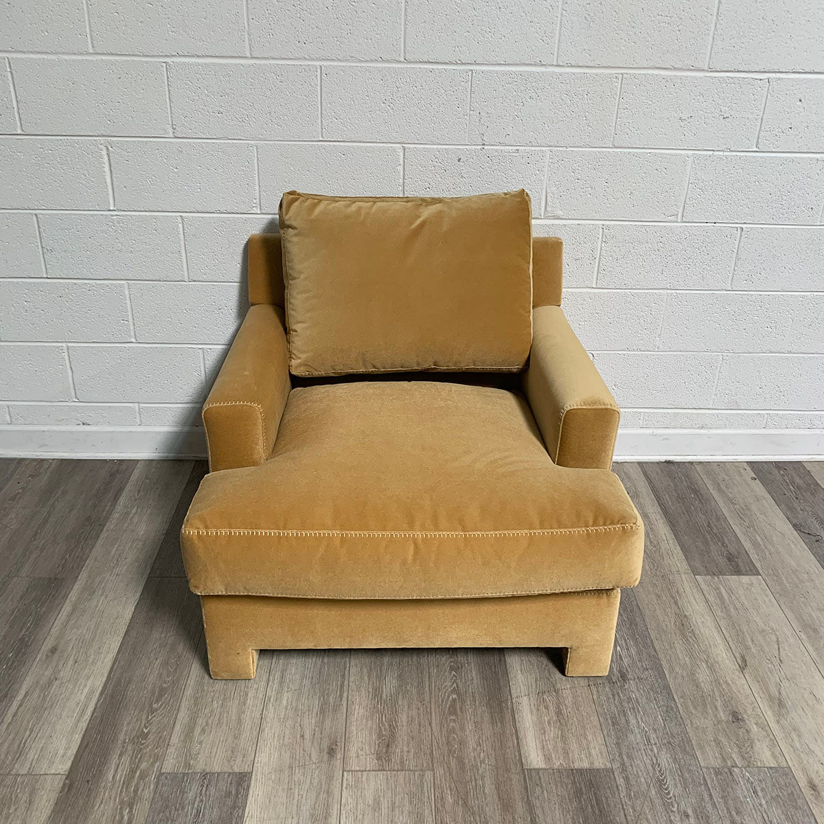 Velvet Accent Chair