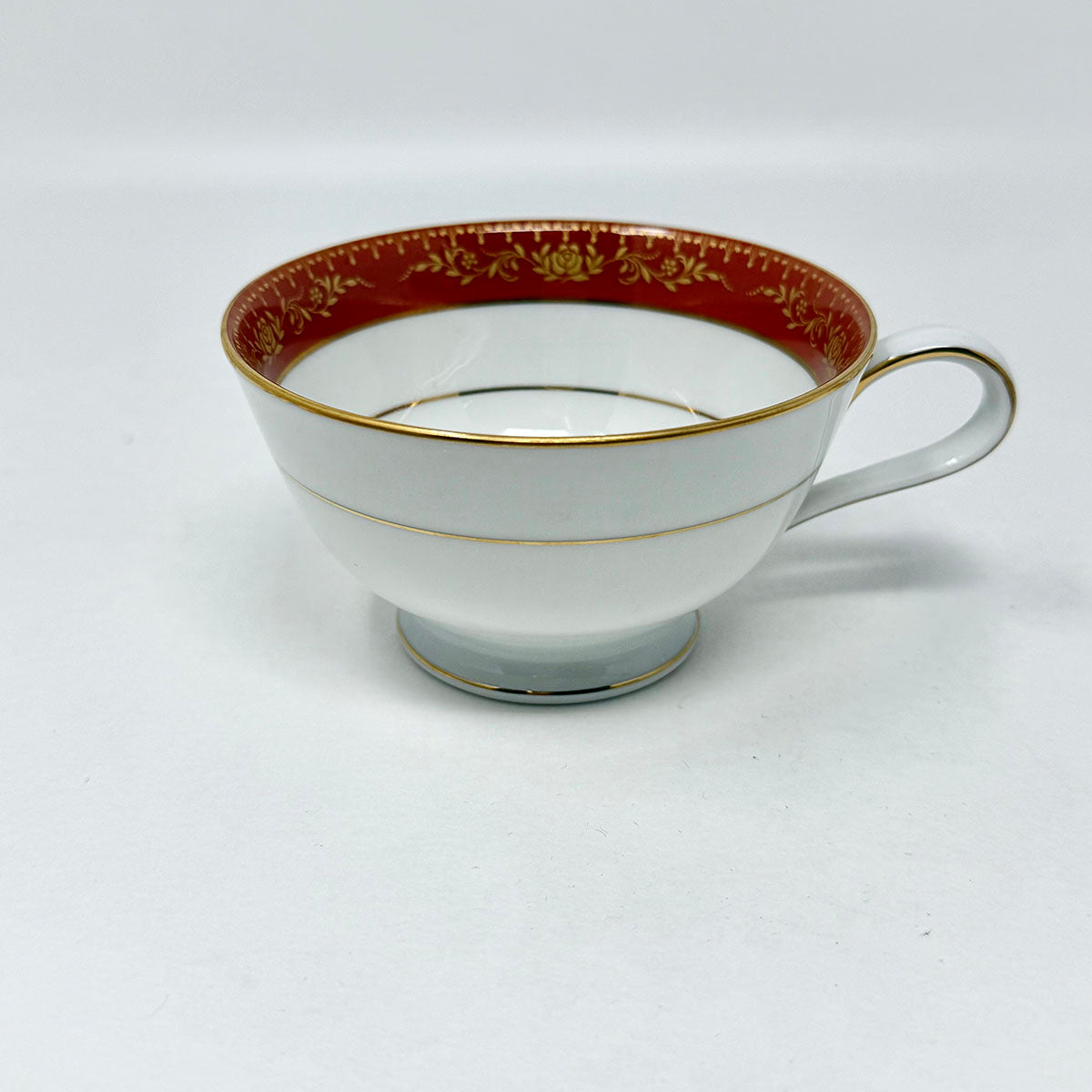 95 PC Noritake Goldhill