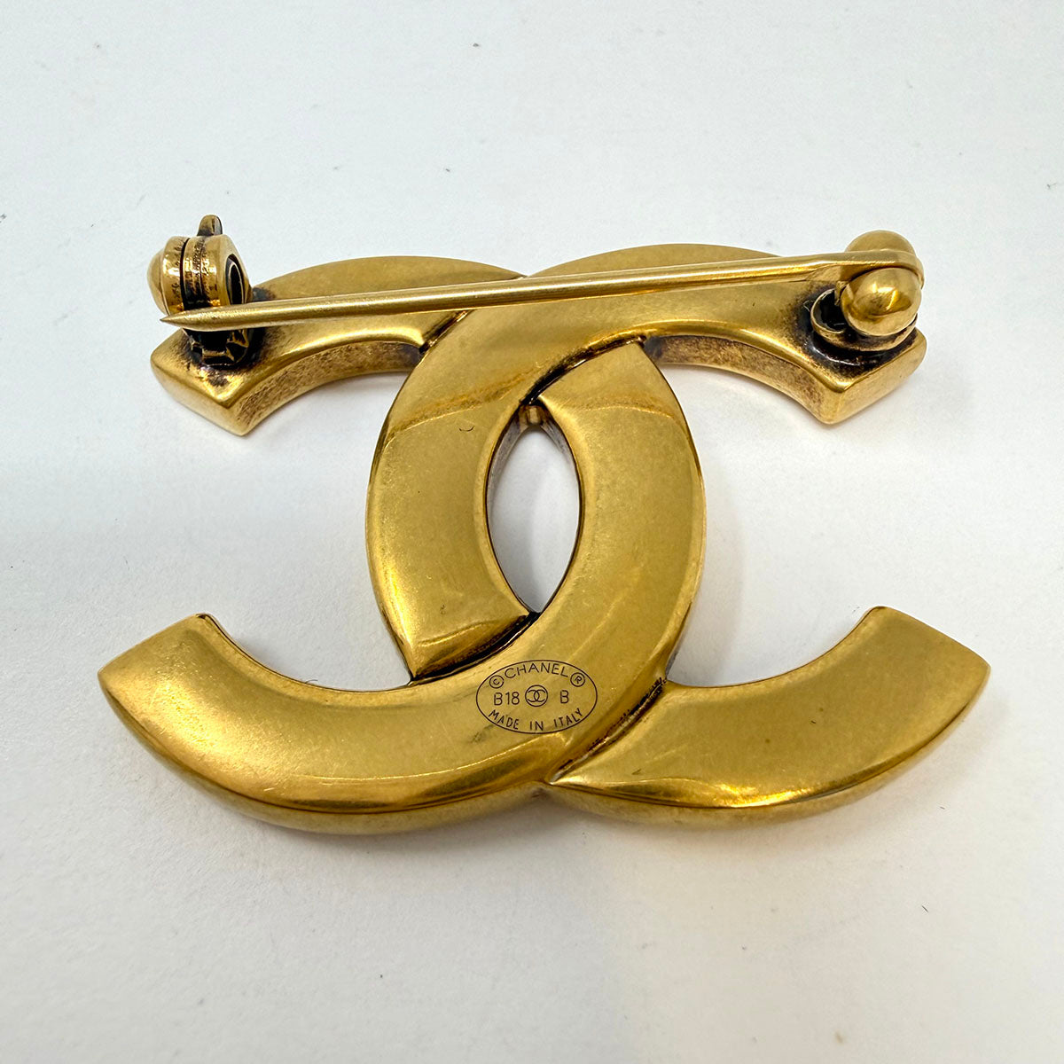 Chanel Pin