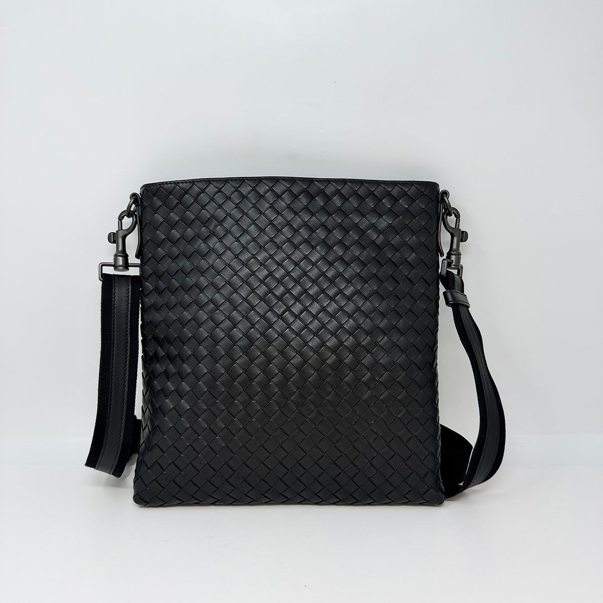 Bottega Veneta Intrecciato Flat Messenger Bag