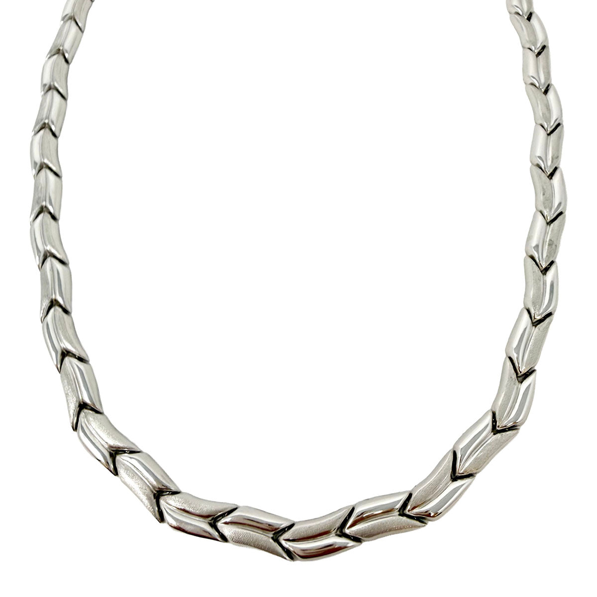 18k Chevron Link Necklace