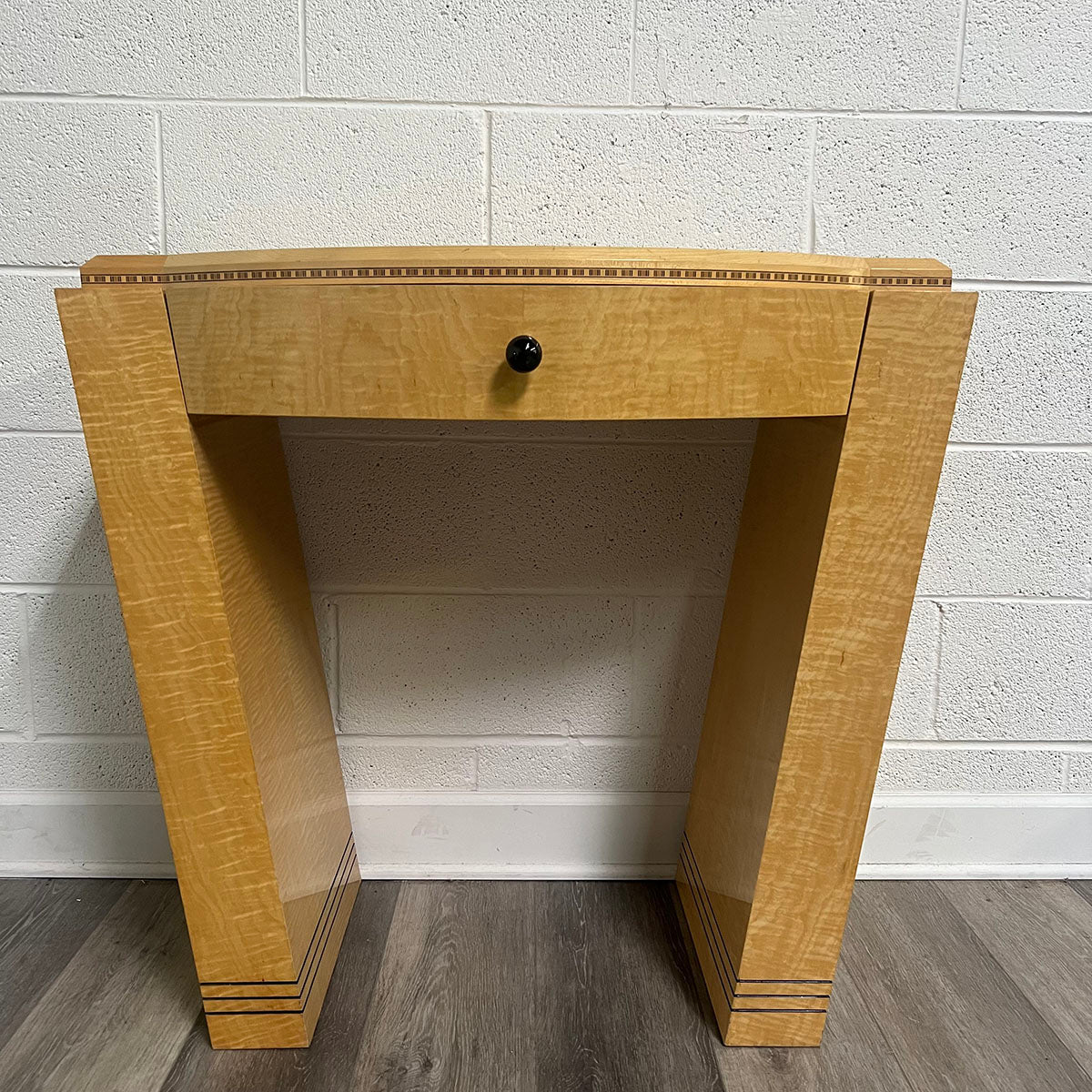 Birdseye Maple Console Table With 1 Drawer