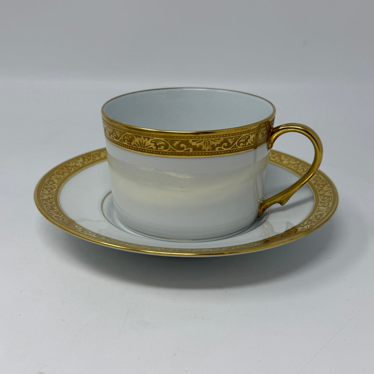 Raynaud Limoges China 5 Pc Pl Setting for 12, Serving Pcs, 81 PCs. "Ambassador"