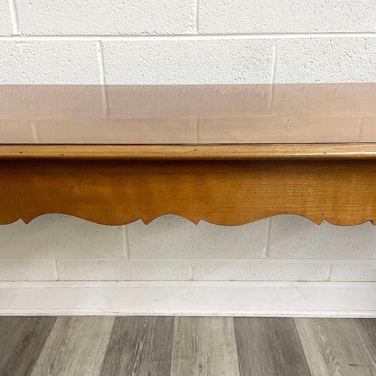 Wright Table Company Queen Anne-Style Wood Console Table