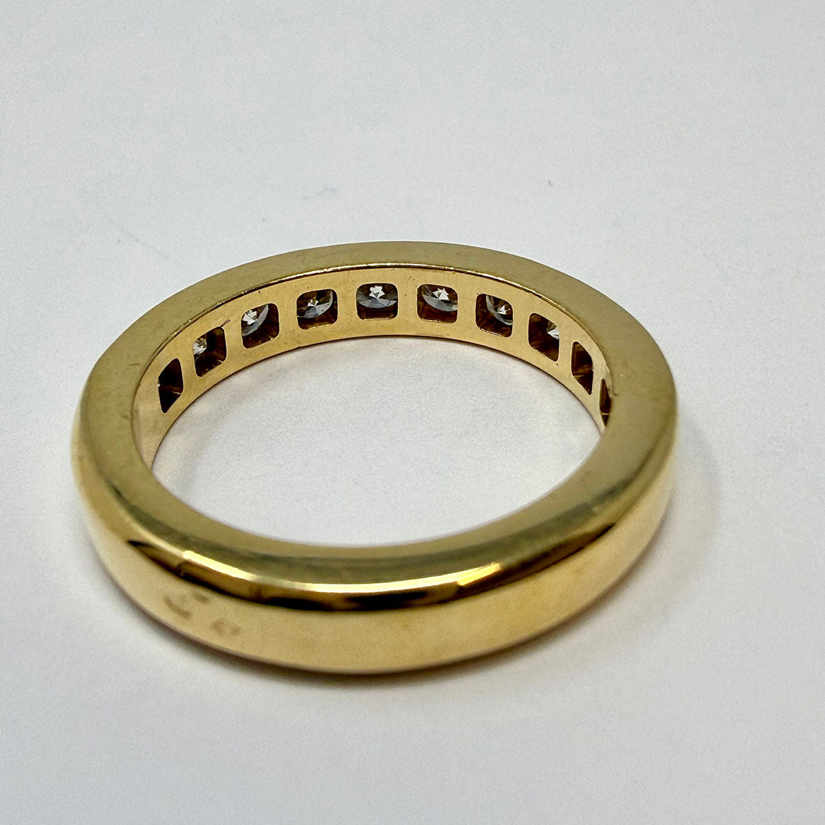 18K Gold Ring with 10 Full Cut  Diamonds