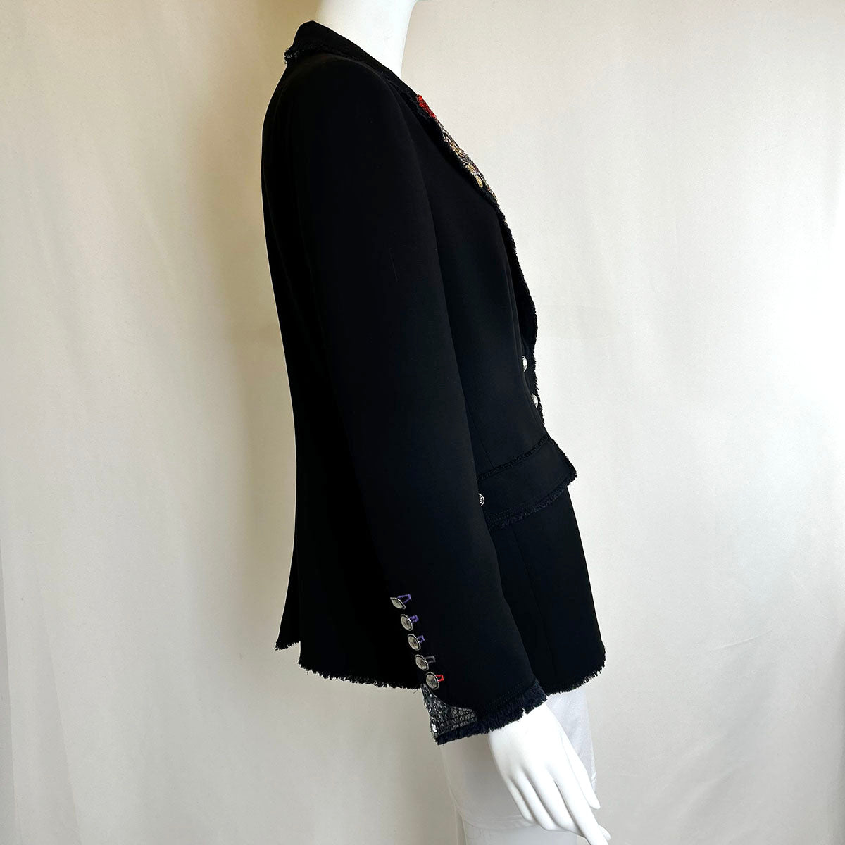 Ikram Blazer