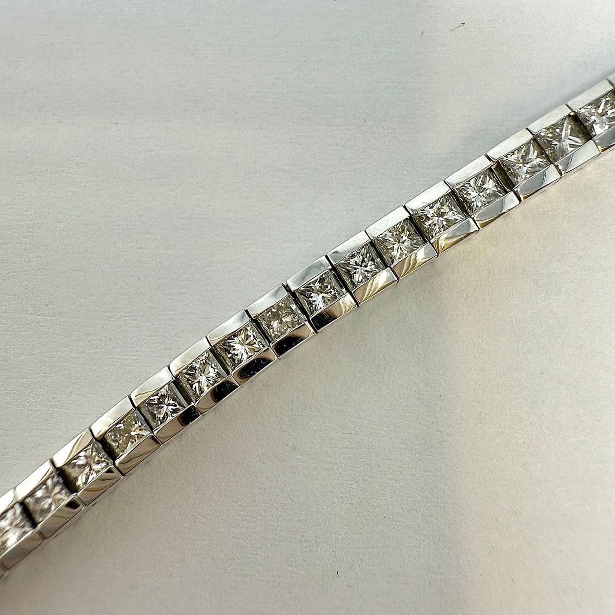 14K White Gold Diamond Tennis  Bracelet