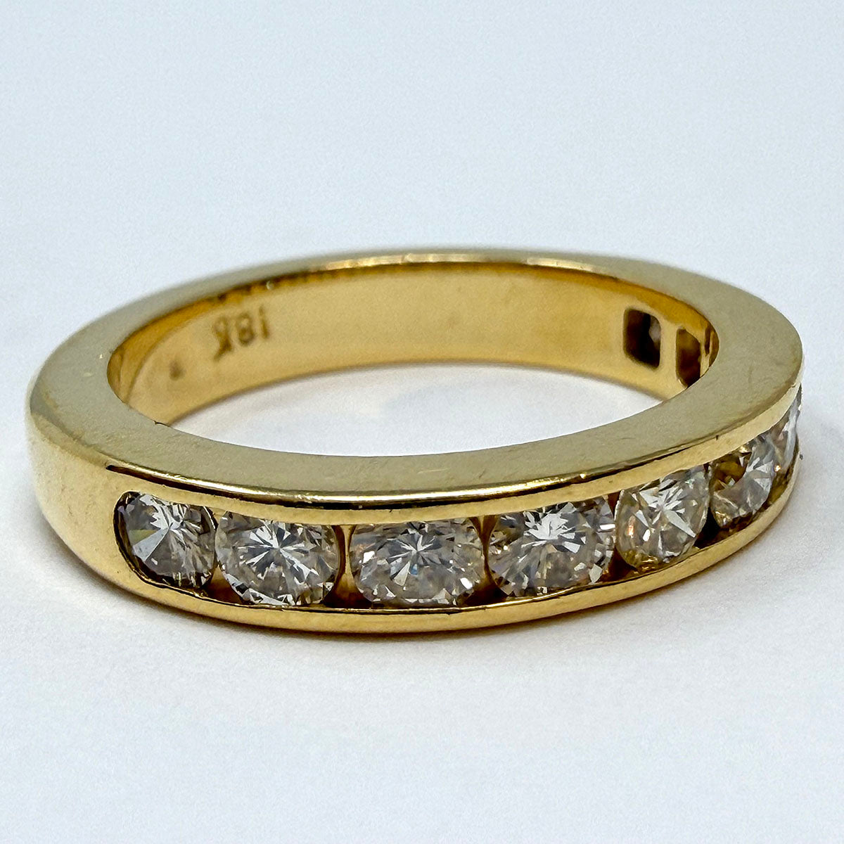 18K Gold Ring with 10 Full Cut  Diamonds