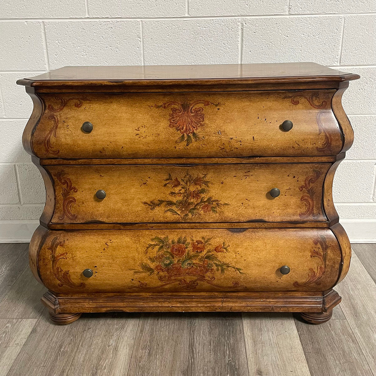Bombay Chest
