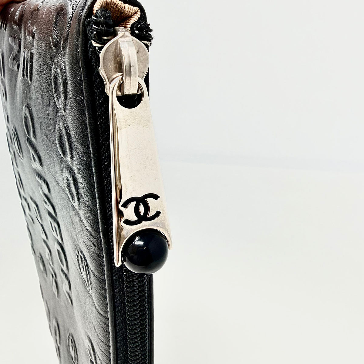 Chanel "Gambon" Leather Unlimited O Case