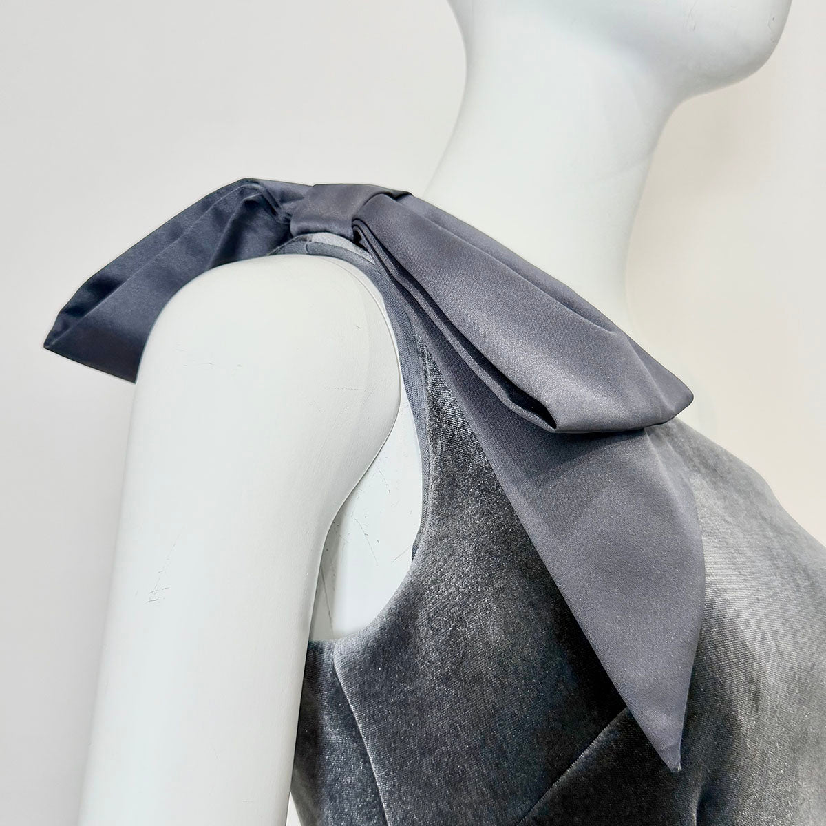 Eliza J Gown/Evening Wear