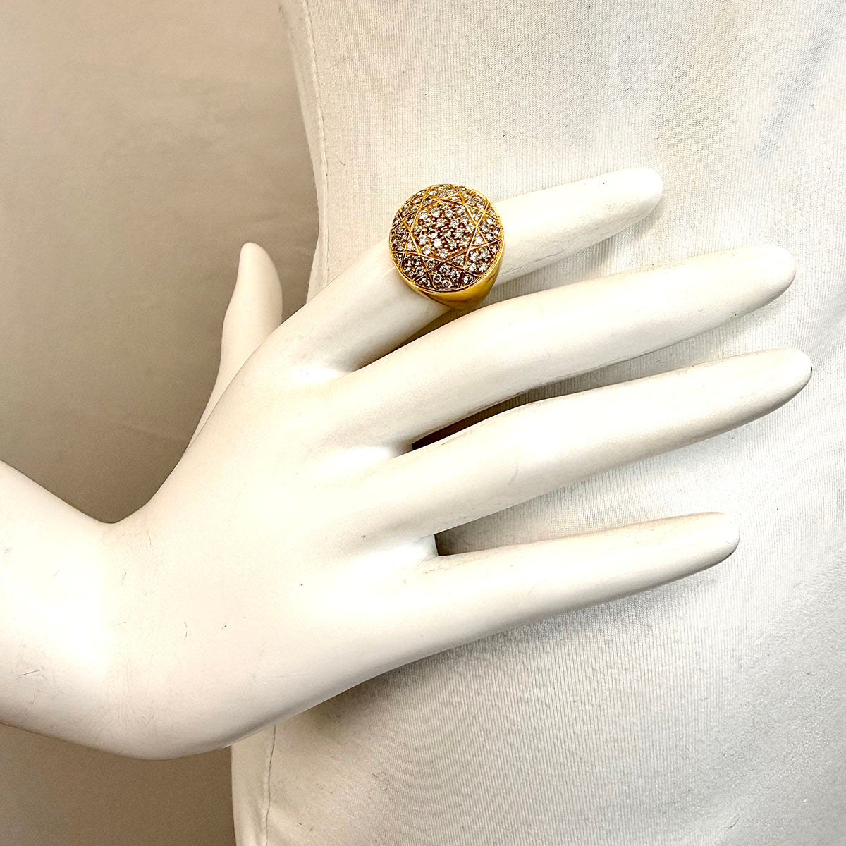 18K Gold Round  Diamond Signet  Ring