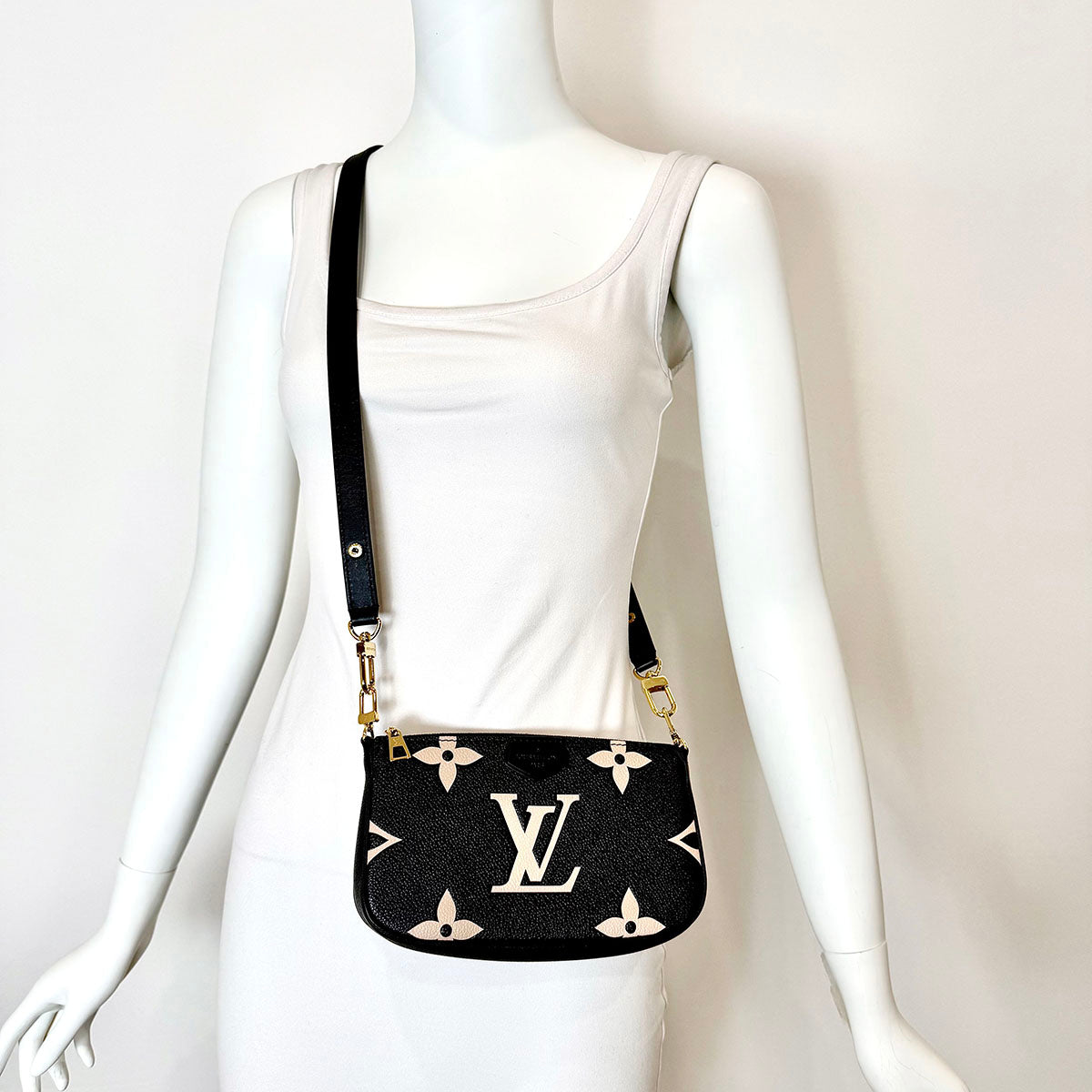 Louis Vuitton Empriente Giant Pochette