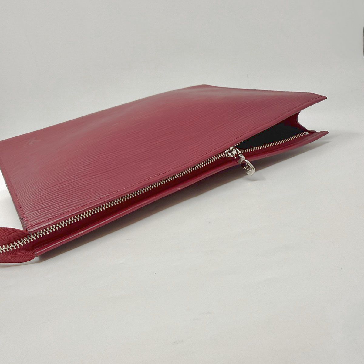 Louis Vuitton Clutch