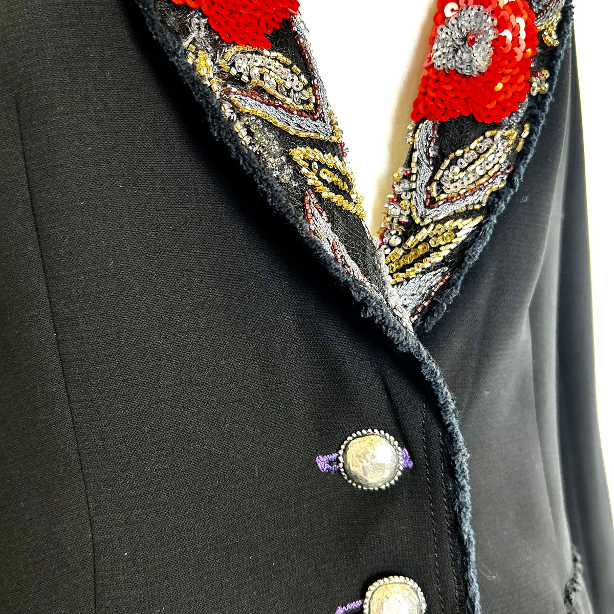 Ikram Blazer