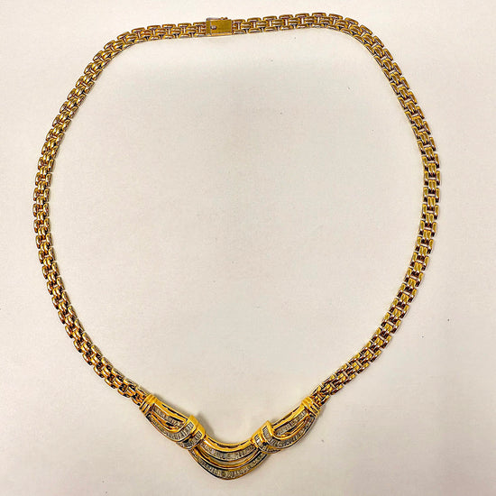 18K Gold Necklace with Baguette Diamond