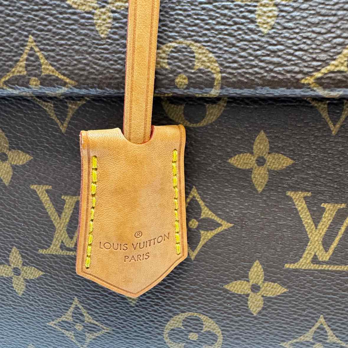 Louis Vuitton Handle Bag