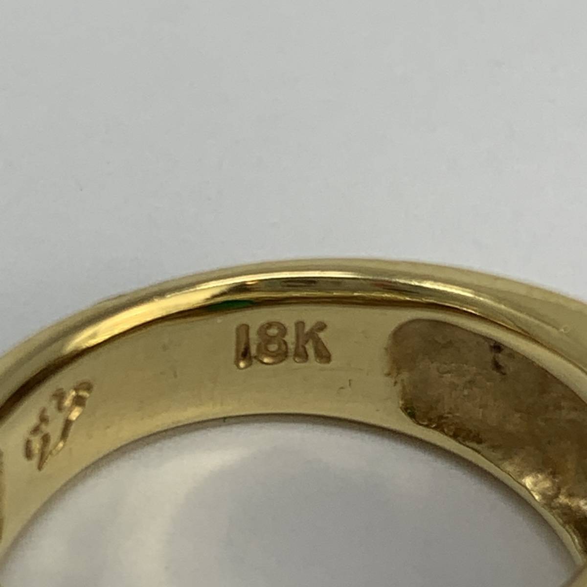 18K Yellow Heavy Gold Ring with Emerald and Diamonds