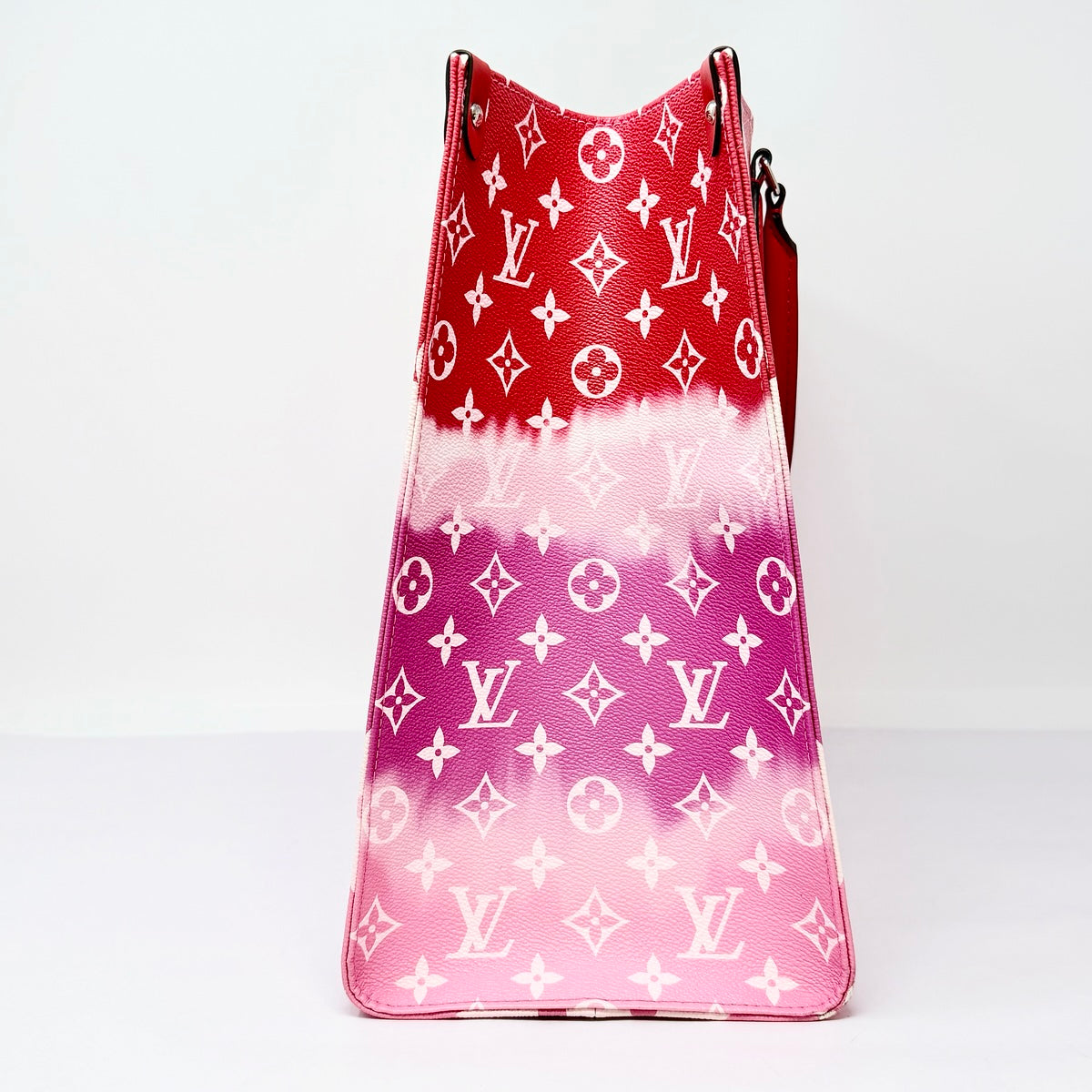 Louis Vuitton  Escale OnTheGo Tote