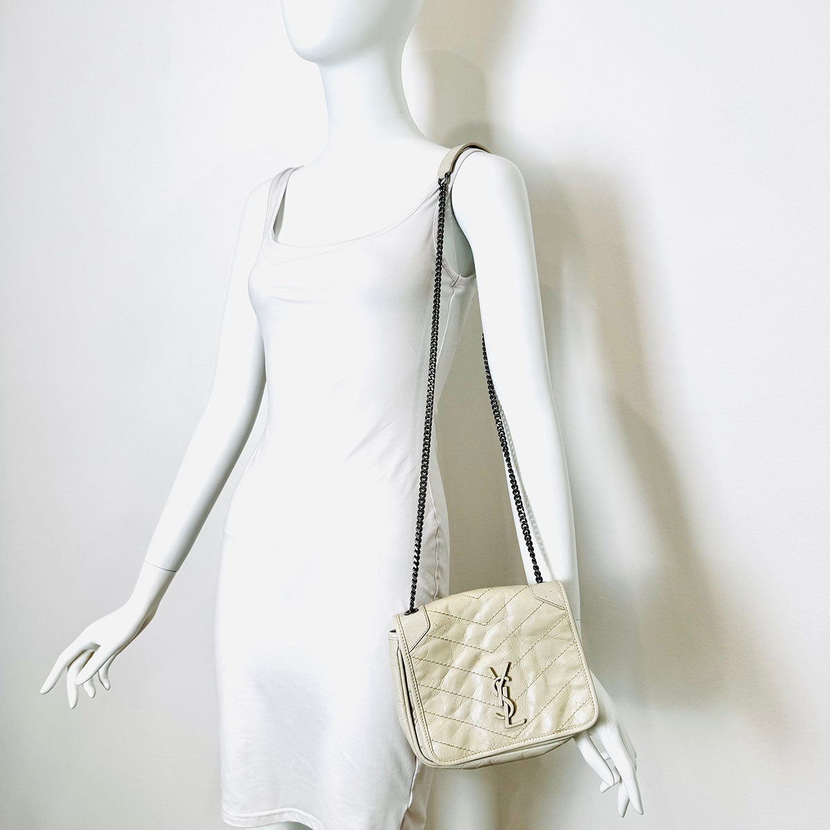 Saint Laurent Shoulder Bag