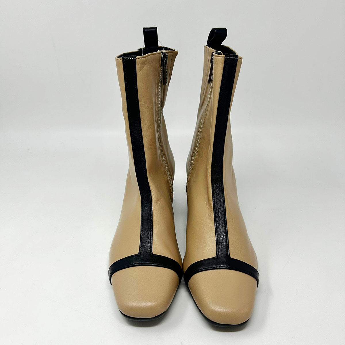 Carel Boots