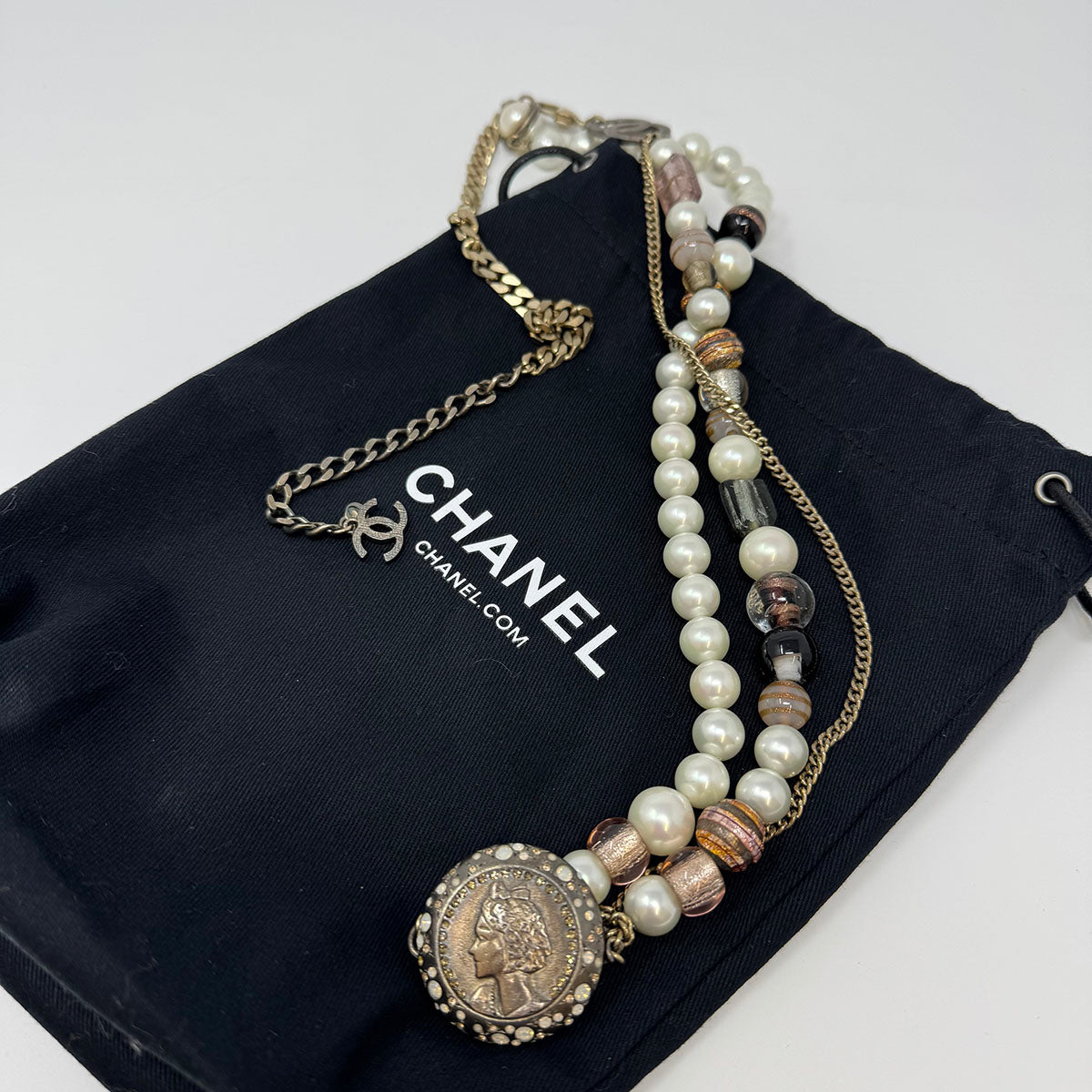 Chanel Faux Pearl  Necklace/Belt  with Interlocking CC and Medallion