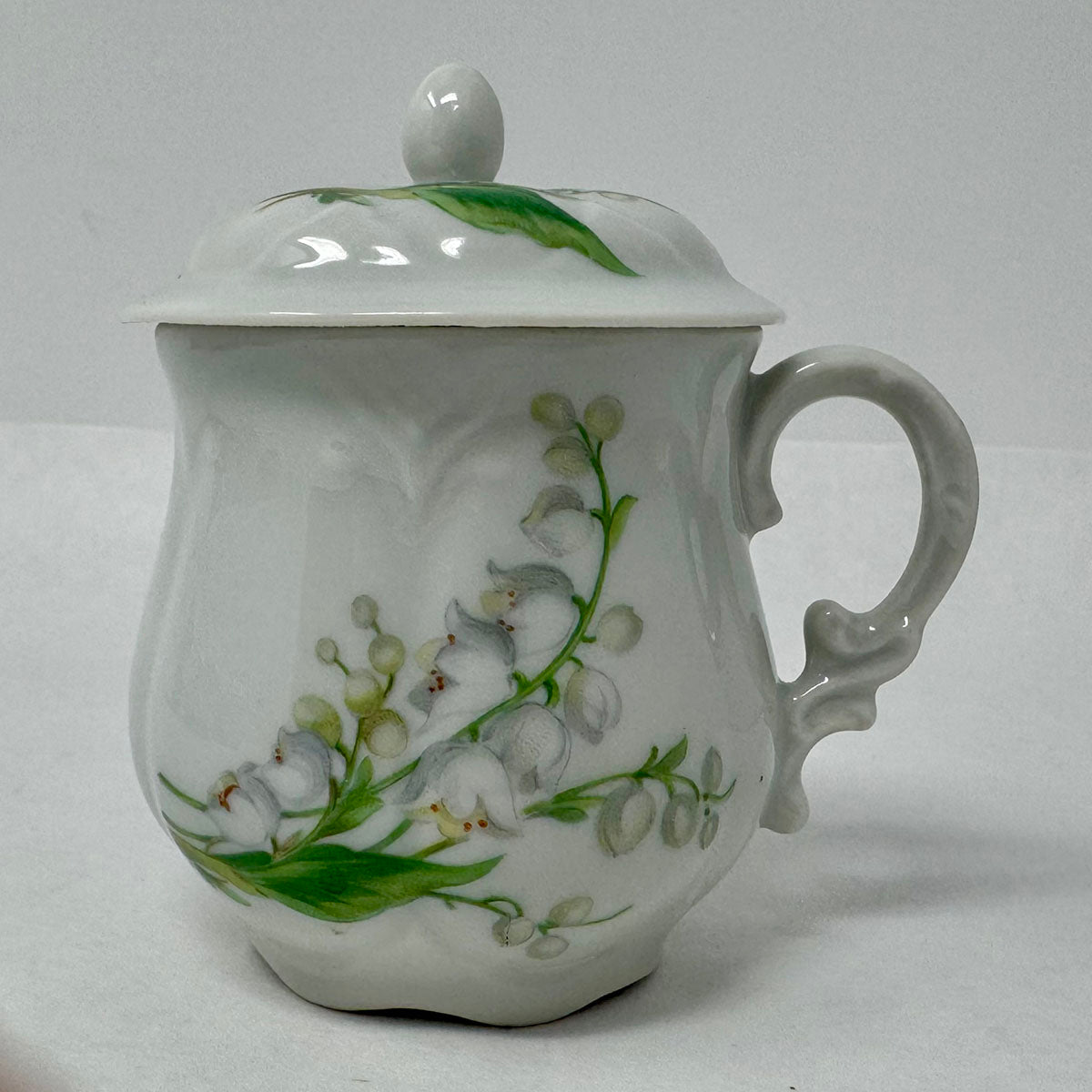 Set of Eight Pot de Creme with Lid