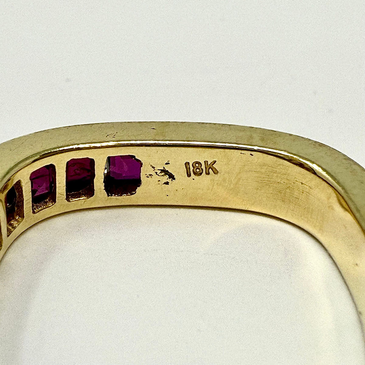 18K Gold Square Ring with 11 Rubies