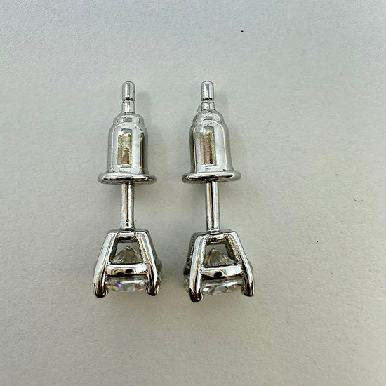 5mm Round Moissanite Stud Earrings