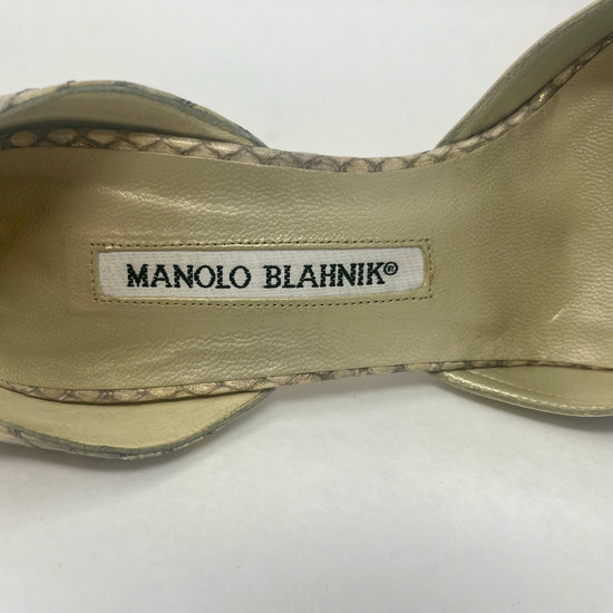 Manolo Blahnik Pumps