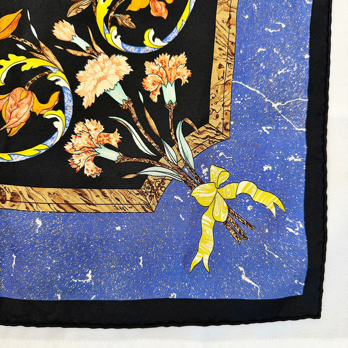 Hermes "Pierres d"Orient et d'Occident" Scarf