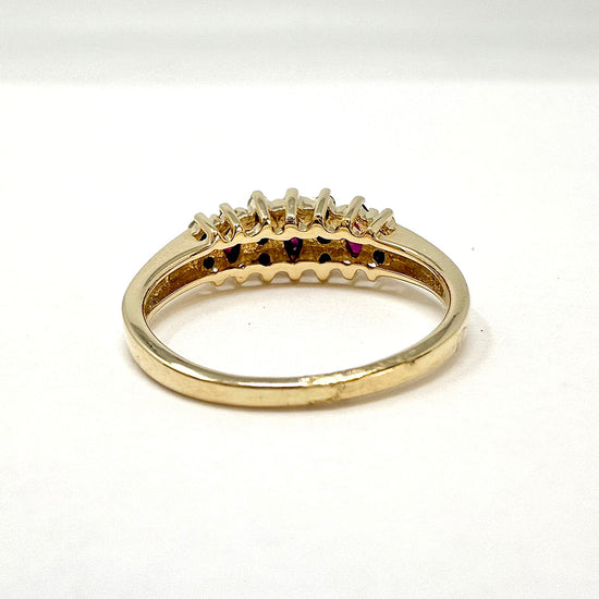 18K Gold Ring with Ruby and Diamond