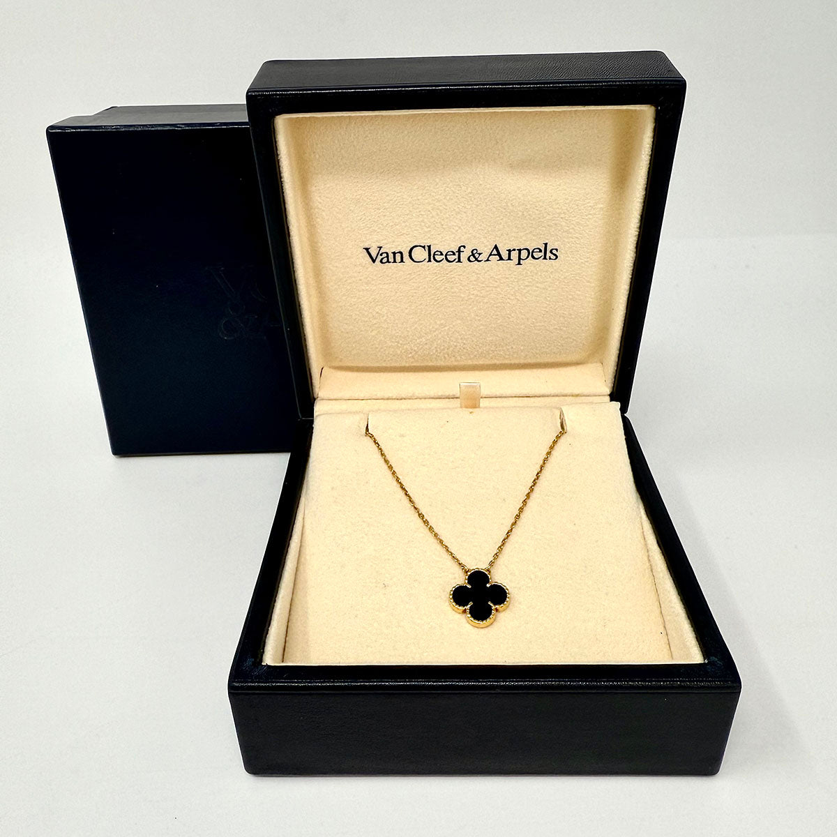 Van Cleef & Arpels Vintage Alhambra 18K Gold Pendant 16.5" Necklace with Onyx