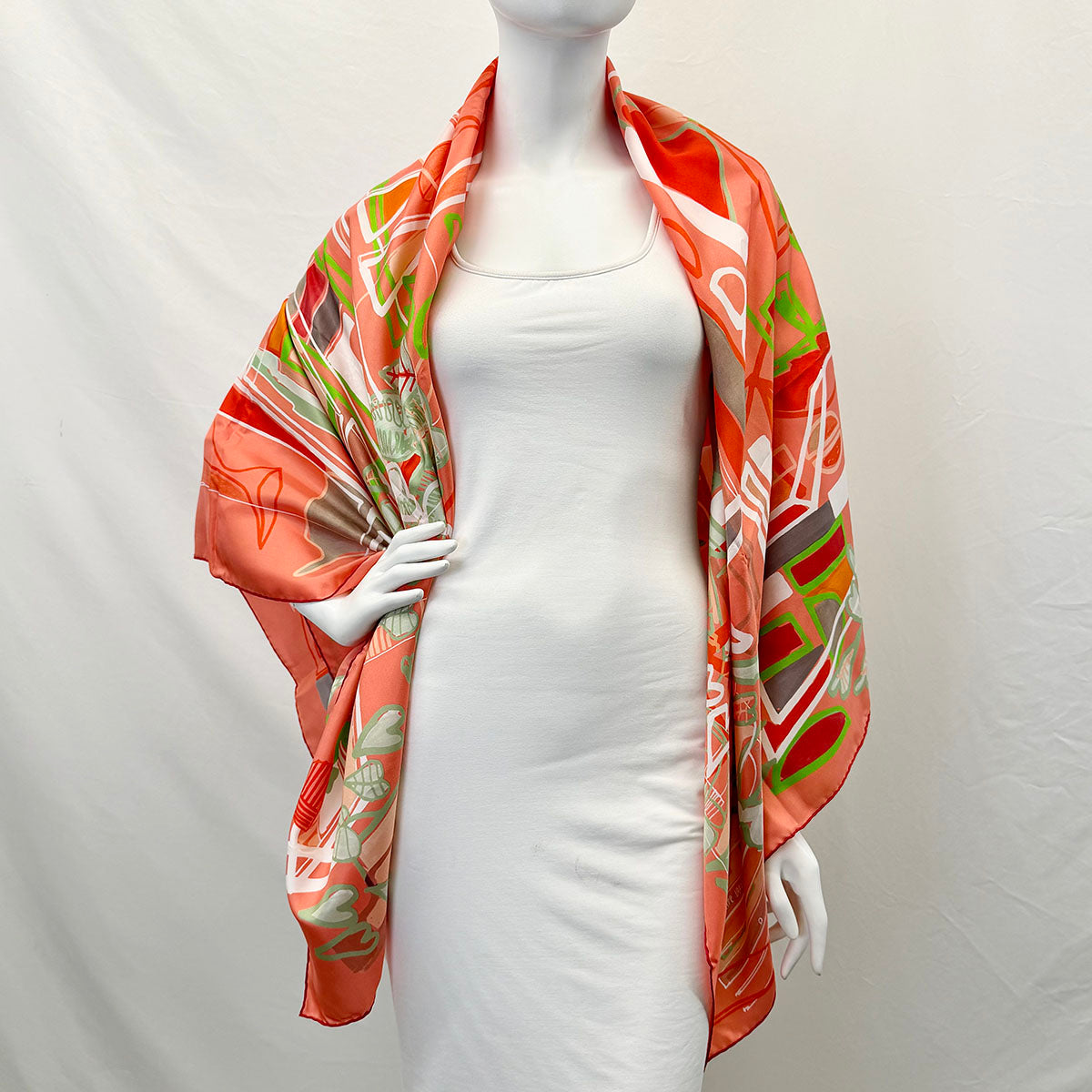 Hermes "Modernisme Tropical Shawl