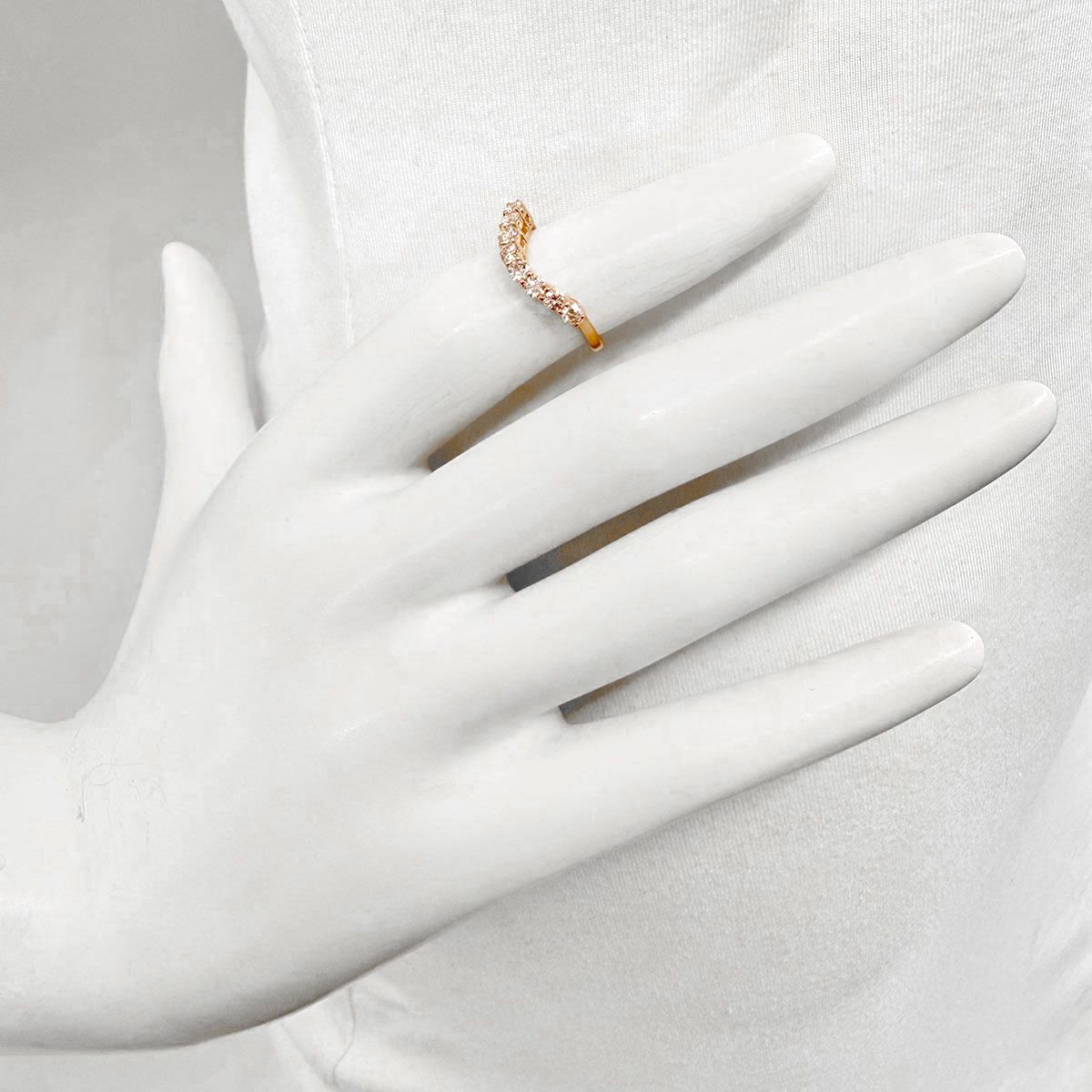 14K Gold Curved Ring with 8 Diamonds