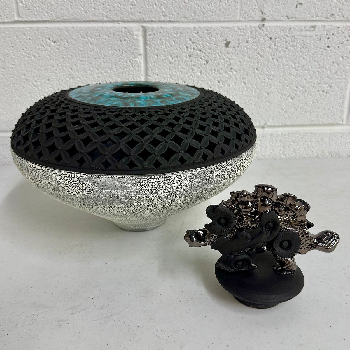 Jinsong Kim  Decorative Lidded Vase