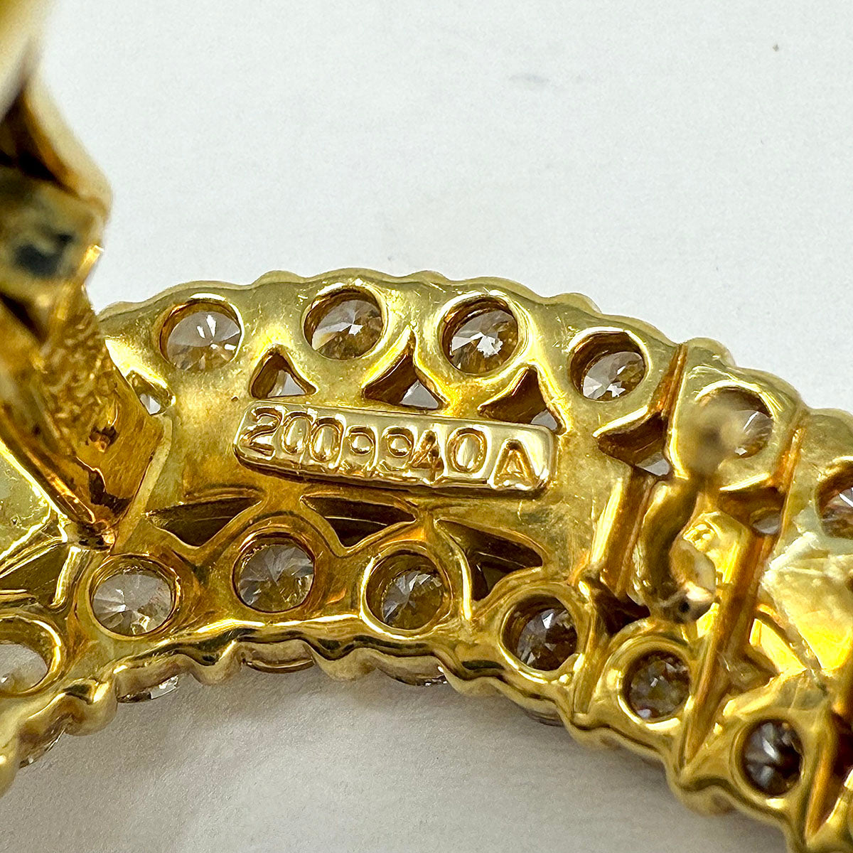 Jose Hess 18K Gold Earrings with 62 Diamonds
