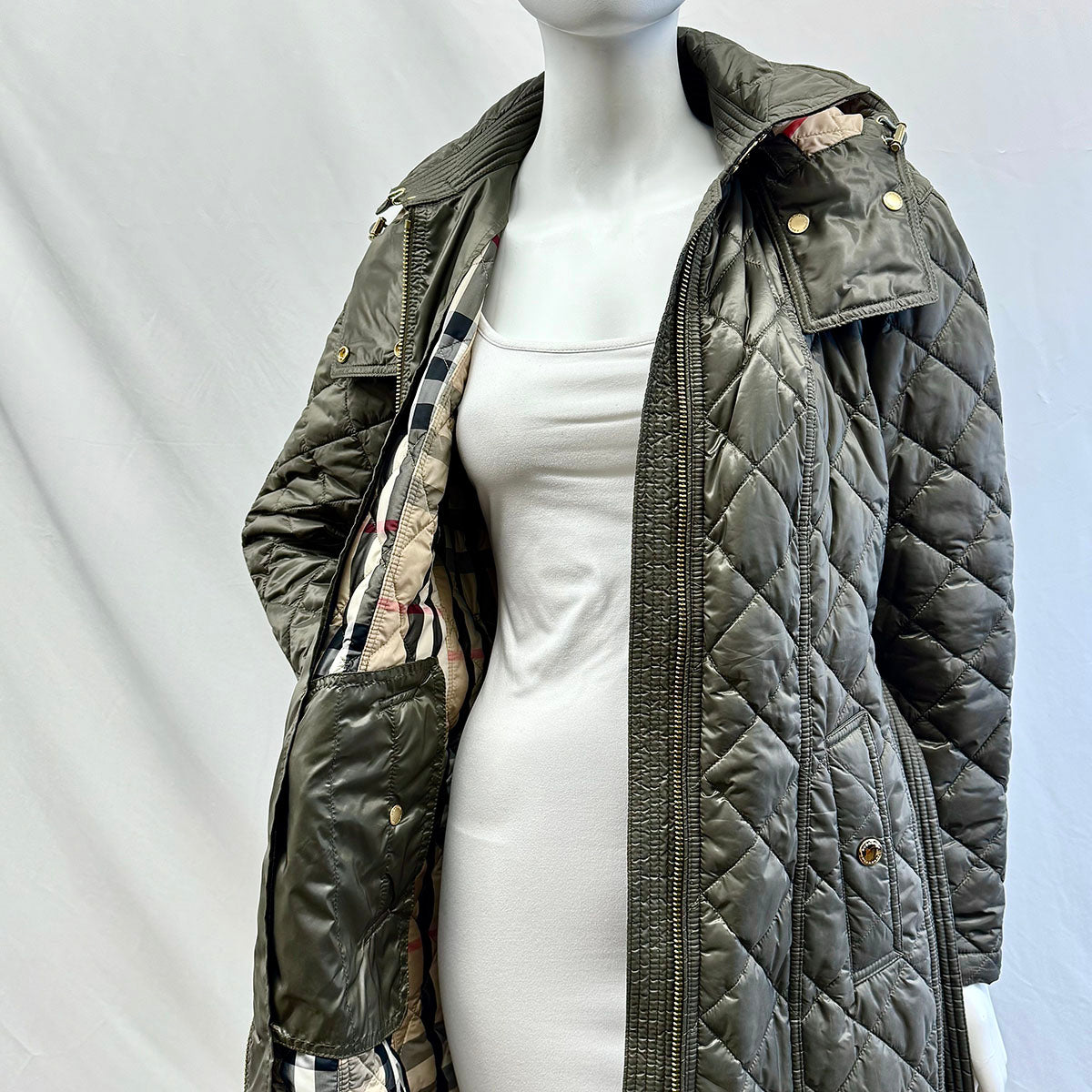 Burberry London Quilted Coat with Belt and Hoodie