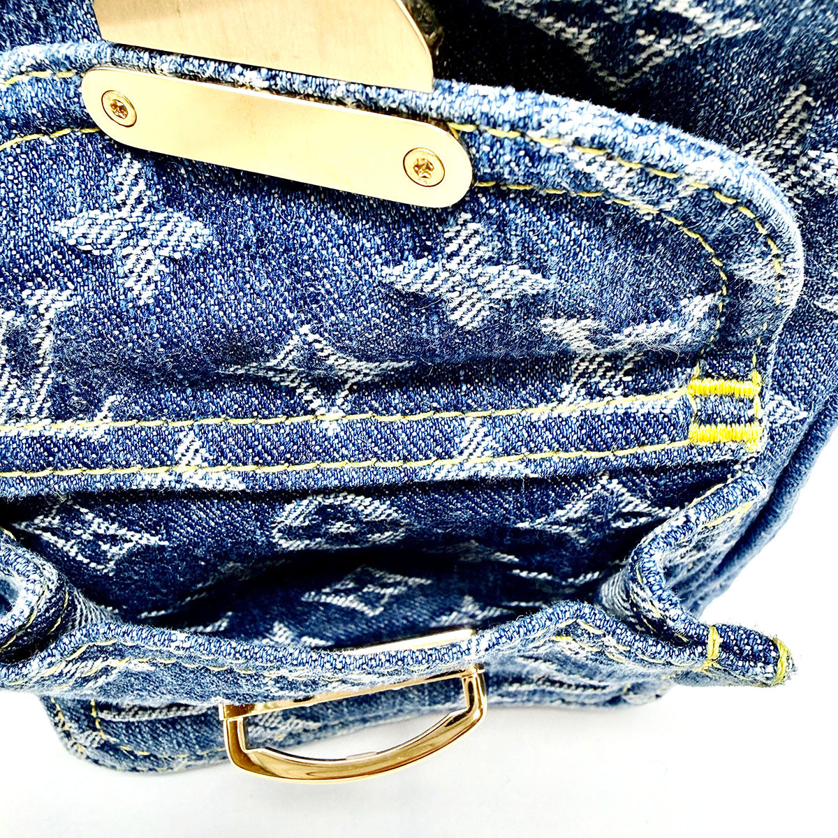 Louis Vuitton Crossbody