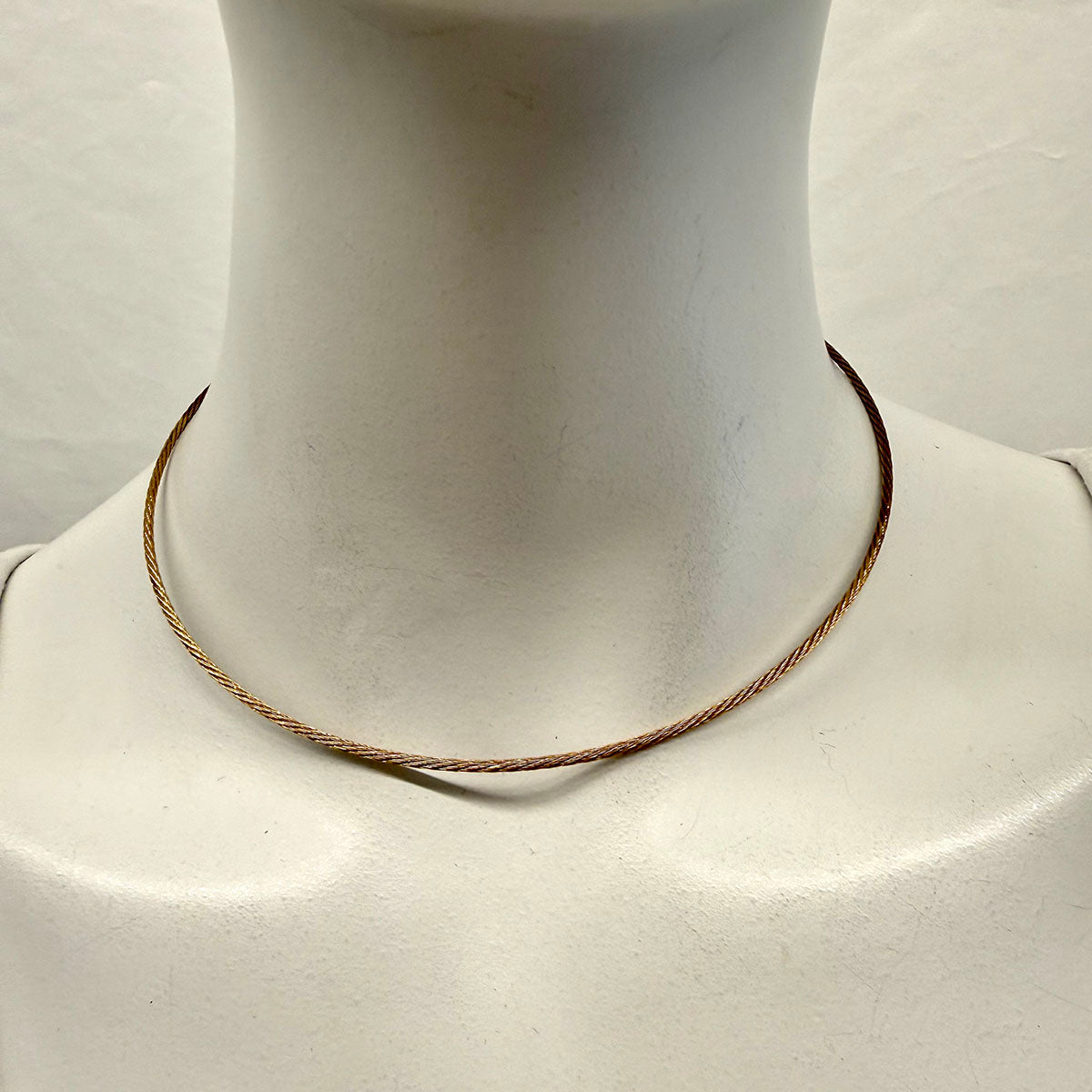 14K Yellow Gold Cable Wire Collar Necklace