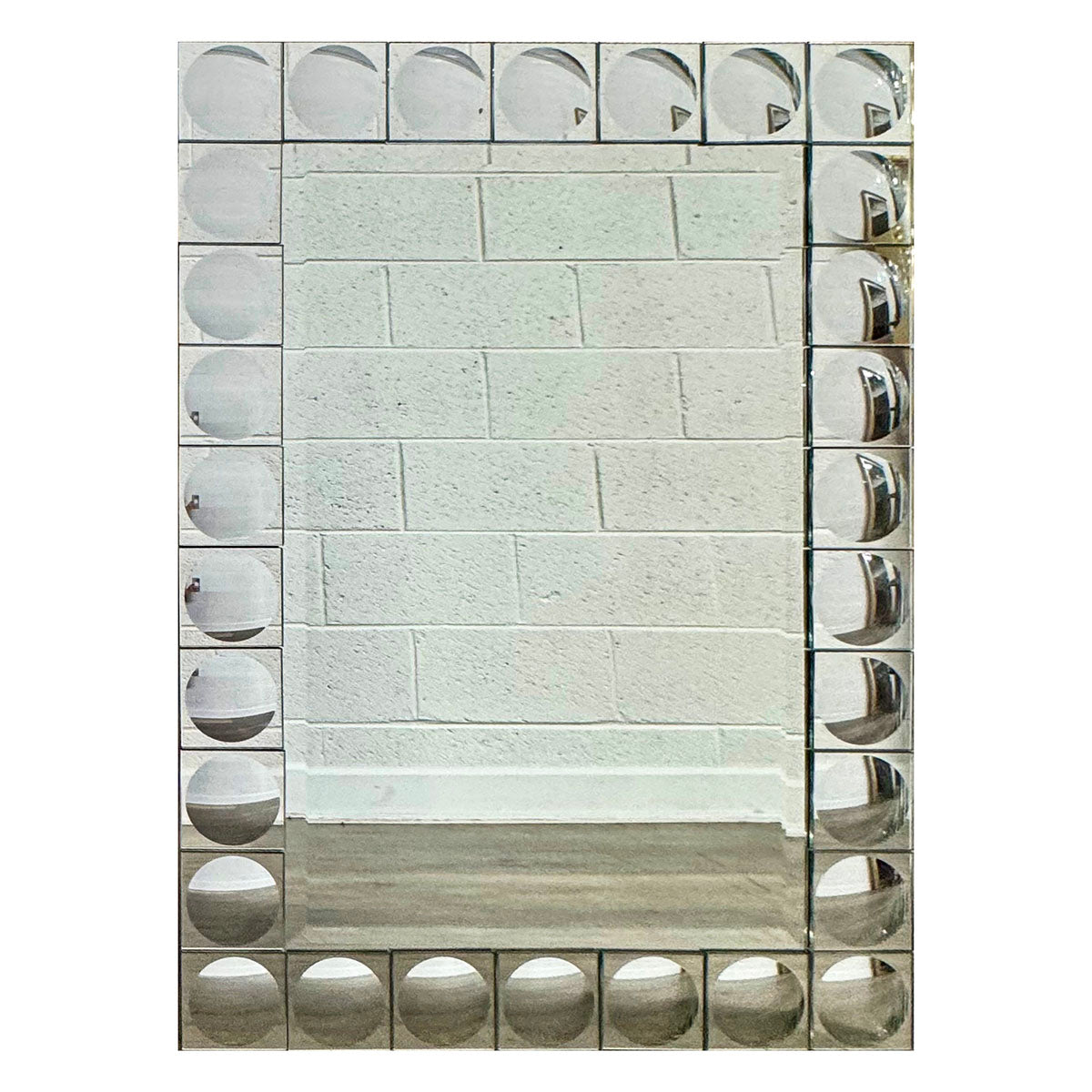 Decorative Wall Mirror Framed with Convex Mirrors