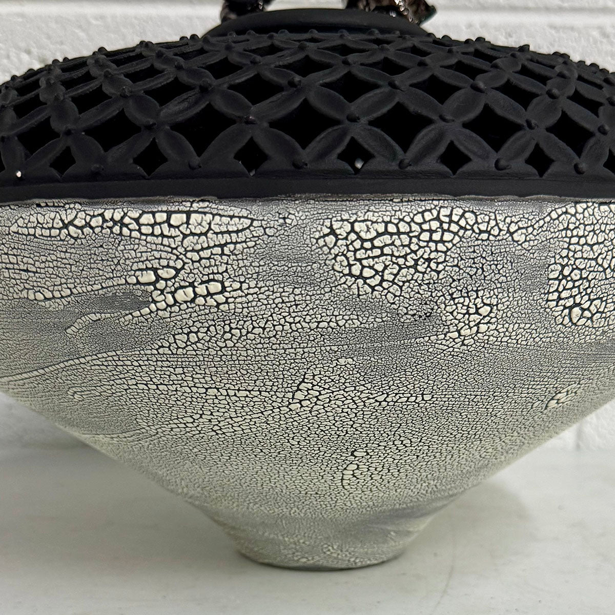 Jinsong Kim  Decorative Lidded Vase